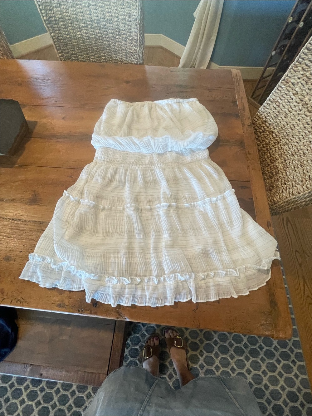 Women’s White Strapless Ruffle Sundress